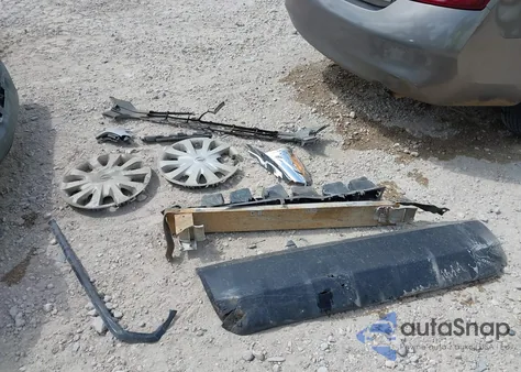 2012 Nissan Versa 1.6 Sv z USA, uszkodzony, nr VIN 3N1CN7AP2CL826622